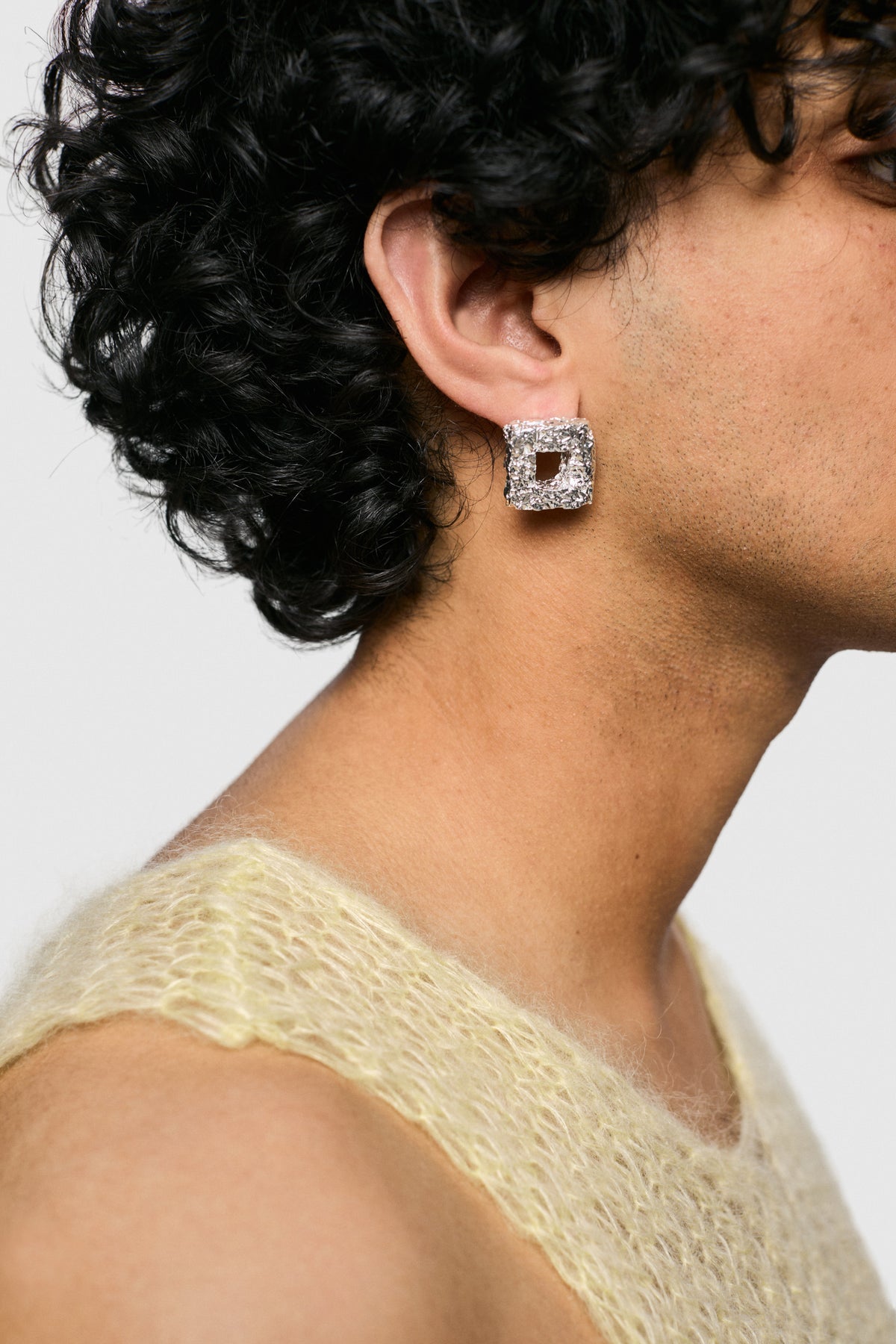 Rigid Triangle Earring (925 Silver)