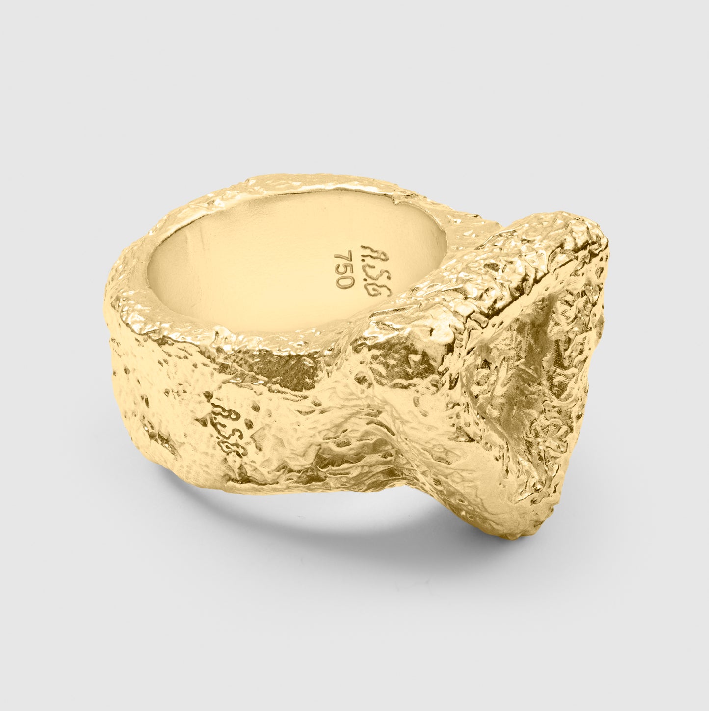 Rigid triangle 18 K(750) Solid Gold - Made to order